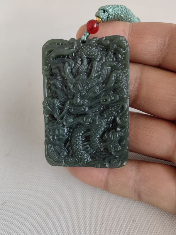 古玩玉器和田玉雕“龍鳳牌”拍賣,當前價格398元