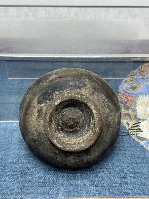 古玩轉(zhuǎn)賣宋代精品老碗拍賣，當(dāng)前價(jià)格888元