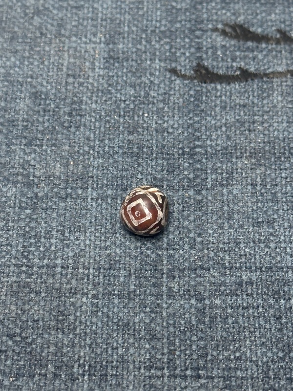古玩轉(zhuǎn)賣宋元精品瑪瑙珠拍賣，當(dāng)前價(jià)格888元