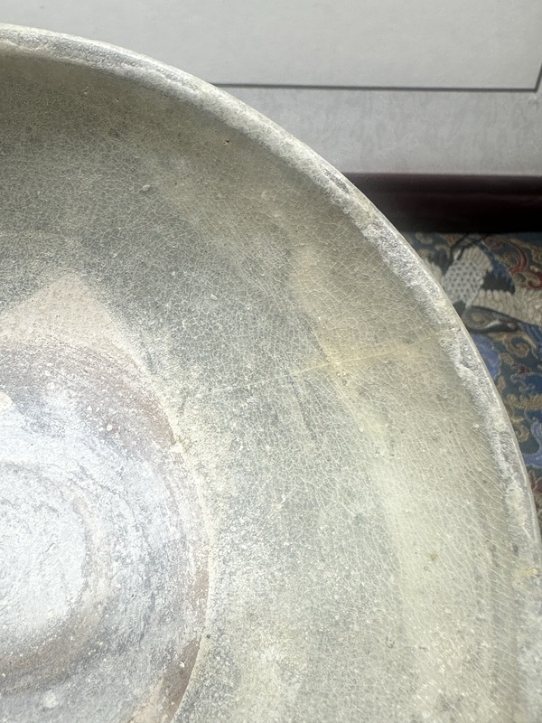 古玩陶瓷宋代暗刻蓮瓣紋龍紋青釉碗拍賣，當前價格269元