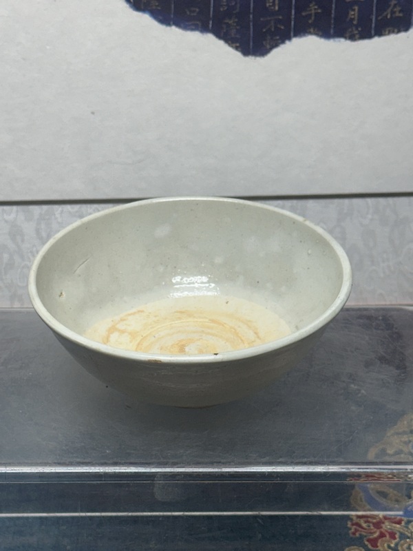 古玩陶瓷元代白釉影青碗拍賣，當(dāng)前價格269元