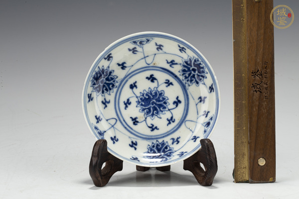 古玩陶瓷清光緒·青花纏枝蓮紋碟真品鑒賞圖