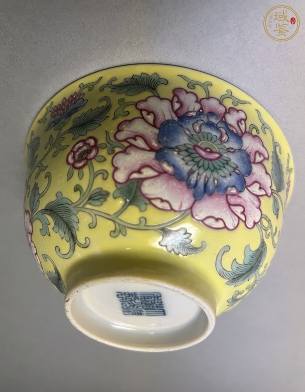 古玩陶瓷需上手,清道光風格,黃地洋彩碗真品鑒賞圖