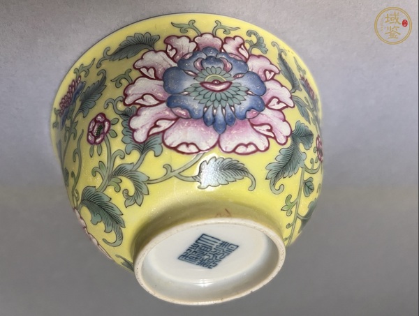 古玩陶瓷需上手,清道光風格,黃地洋彩碗真品鑒賞圖