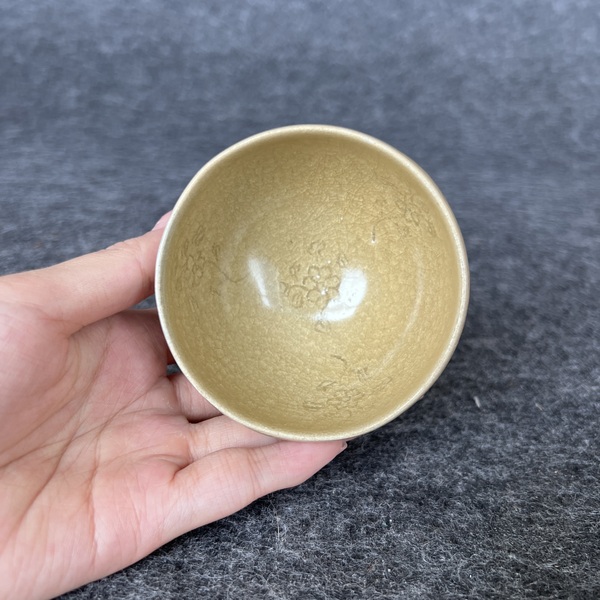 古玩轉賣高麗青瓷刻花盞拍賣，當前價格230元