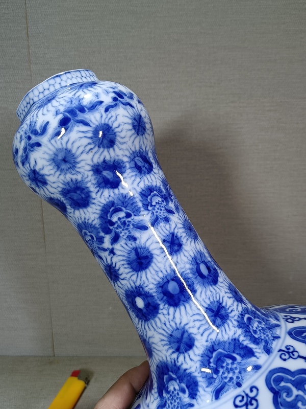 古玩陶瓷清中晚期青花花卉紋蒜頭瓶拍賣,當前價格16800元