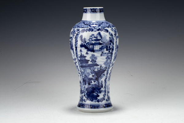 古玩陶瓷清乾隆·青花山水樓閣紋雞腿瓶拍賣，當(dāng)前價(jià)格388元