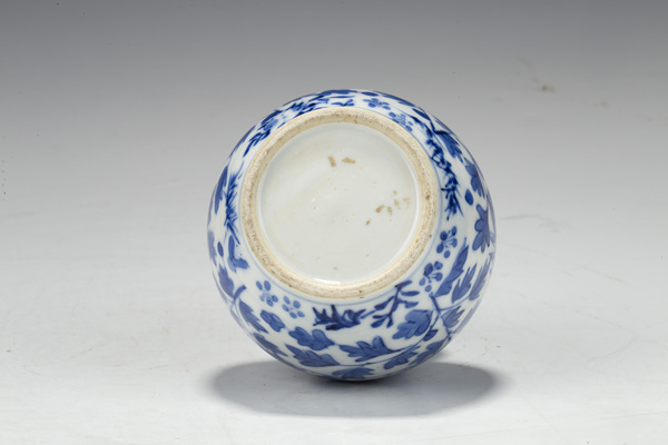 古玩陶瓷晚清·青花鳳穿牡丹紋葫蘆瓶拍賣，當(dāng)前價格12000元