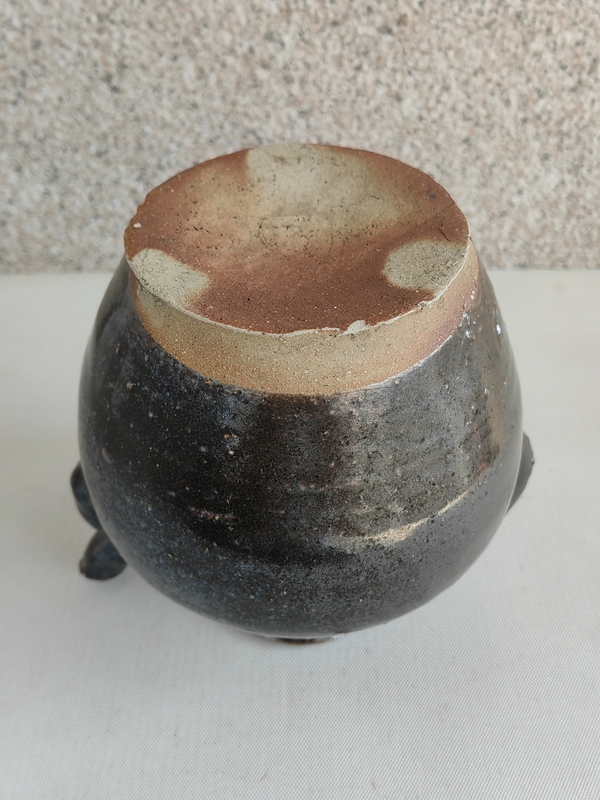 古玩陶瓷黑釉執(zhí)壺拍賣，當(dāng)前價(jià)格680元