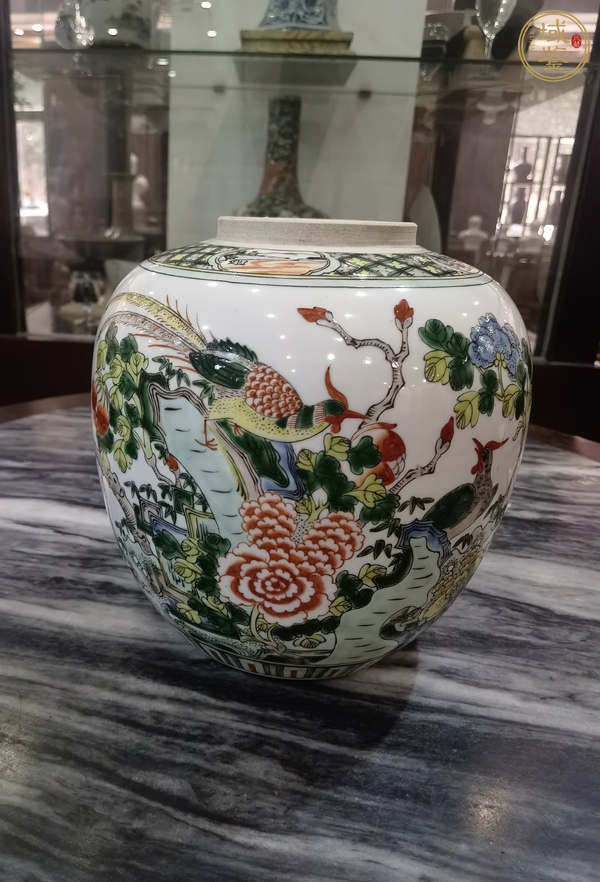 古玩陶瓷花鳥紋五彩罐真品鑒賞圖