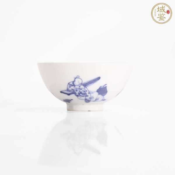 古玩陶瓷青花人物故事紋茶碗,模糊,偏老真品鑒賞圖