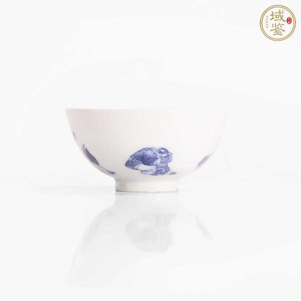 古玩陶瓷青花人物故事紋茶碗,模糊,偏老真品鑒賞圖