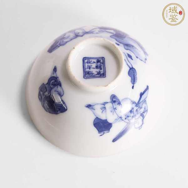 古玩陶瓷青花人物故事紋茶碗,模糊,偏老真品鑒賞圖
