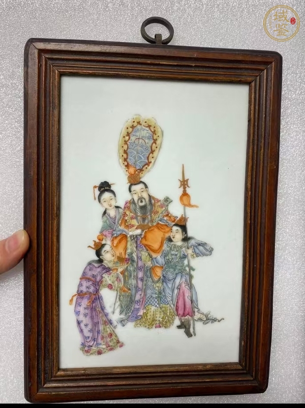古玩陶瓷人物紋粉彩瓷板畫真品鑒賞圖
