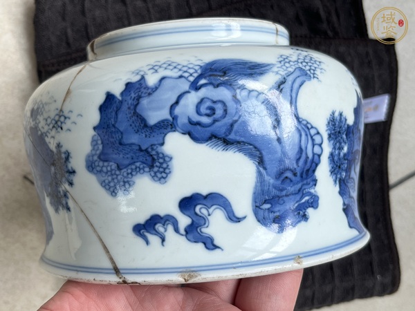 古玩陶瓷青花山水香爐真品鑒賞圖