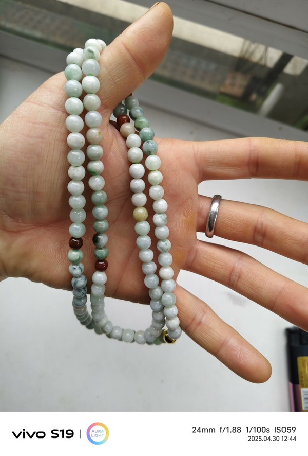 古玩玉器天然翡翠珠串拍賣,當前價格880元