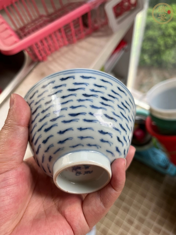 古玩陶瓷清中期青花蓋碗真品鑒賞圖