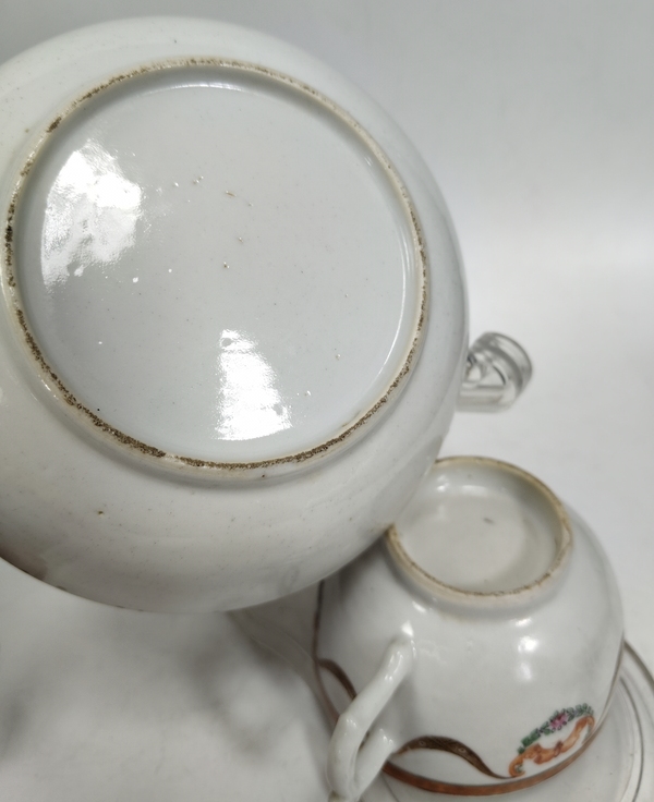 古玩陶瓷清中期-廣彩花卉紋杯碟拍賣，當前價格1369元