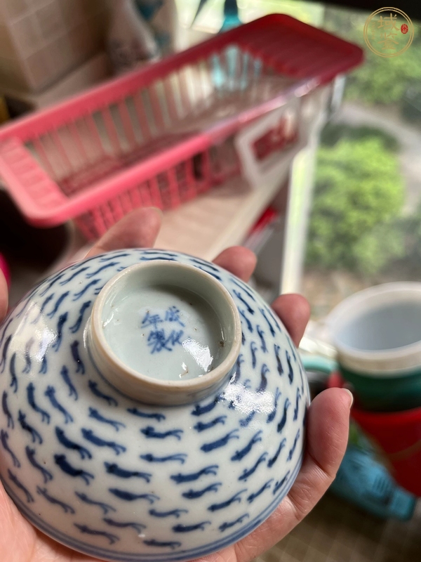 古玩陶瓷清中期青花蓋碗真品鑒賞圖