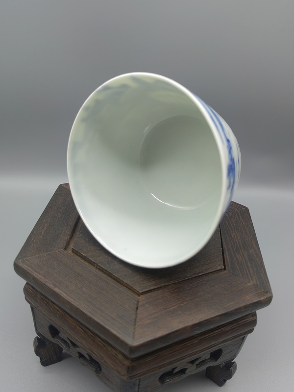 古玩陶瓷晚清青花茶杯拍賣(mài)，當(dāng)前價(jià)格6666元