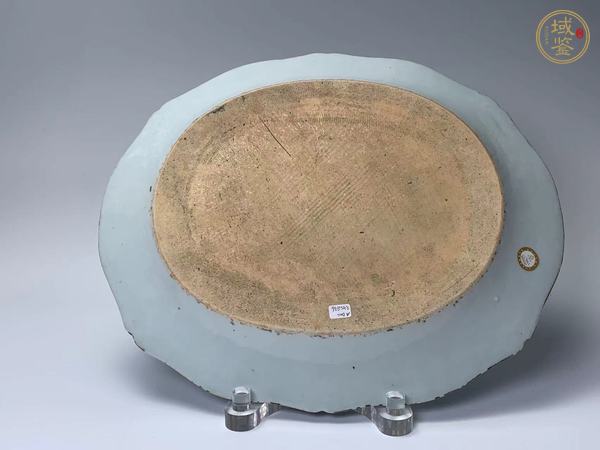古玩陶瓷清乾隆·青花花卉紋大盤真品鑒賞圖