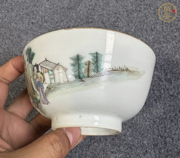 古玩陶瓷粉彩人物故事紋茶碗真品鑒賞圖