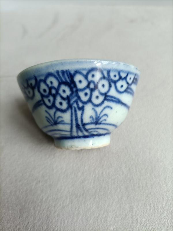 古玩陶瓷青花梅花紋過墻杯拍賣，當(dāng)前價(jià)格780元