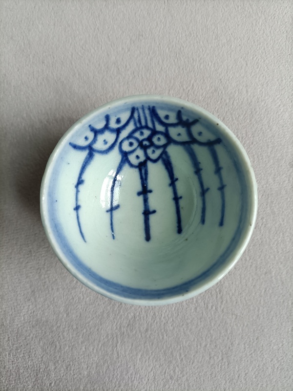 古玩陶瓷青花梅花紋過墻杯拍賣，當(dāng)前價(jià)格780元