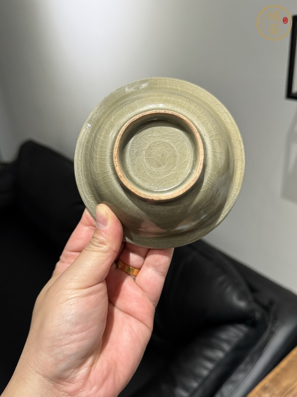古玩陶瓷龍泉青瓷水洗真品鑒賞圖