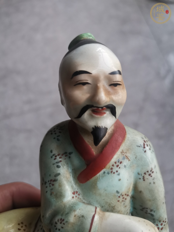 古玩陶瓷粉彩人物瓷塑雕像真品鑒賞圖