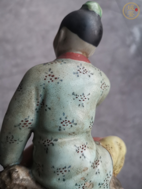 古玩陶瓷粉彩人物瓷塑雕像真品鑒賞圖