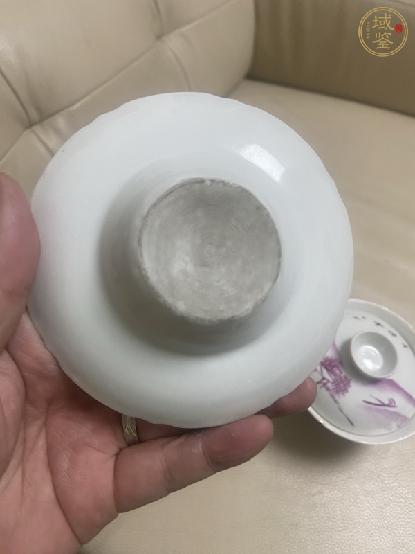 古玩陶瓷民國胭脂紅彩山水蓋碗真品鑒賞圖