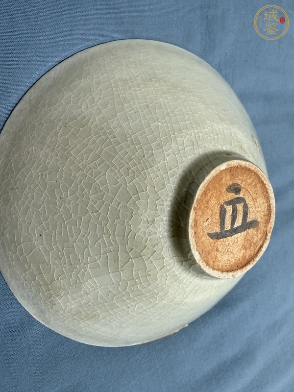 古玩陶瓷青白釉刻花斗笠碗真品鑒賞圖