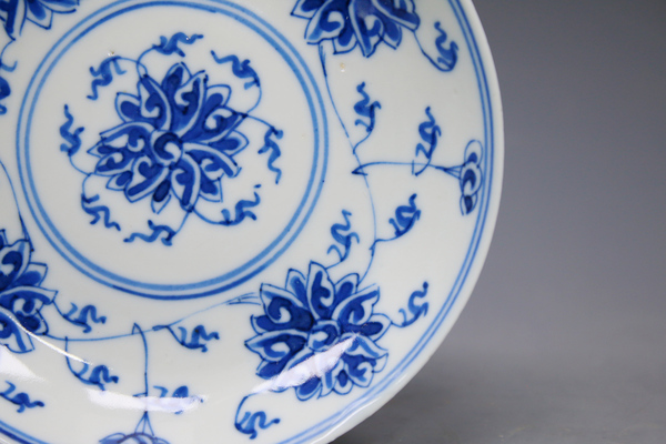 古玩陶瓷清光緒·青花纏枝寶相花卉紋盤拍賣,當前價格376元