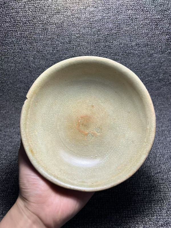 古玩轉賣青釉刻花碗拍賣，當前價格680元