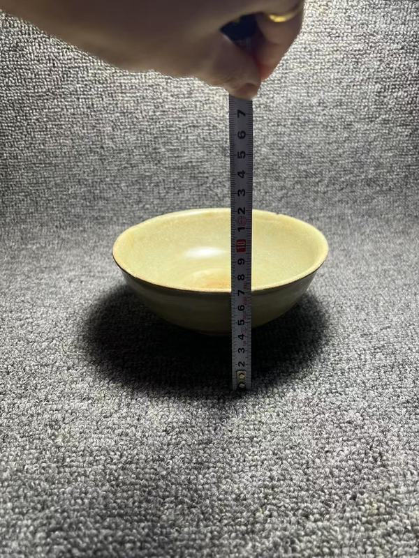 古玩陶瓷青釉刻花碗拍賣，當(dāng)前價格440元
