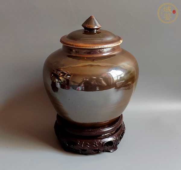 古玩陶瓷紫金釉蓋罐真品鑒賞圖