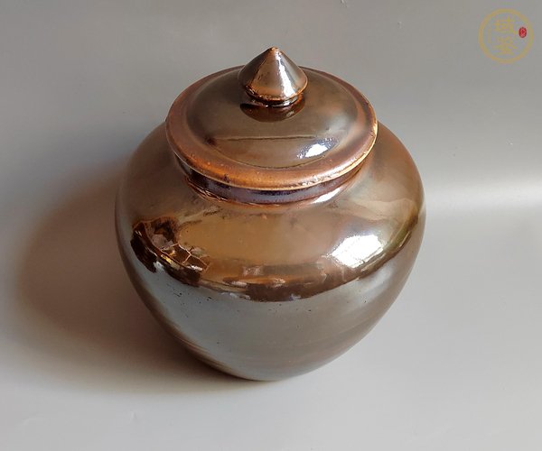 古玩陶瓷紫金釉蓋罐真品鑒賞圖