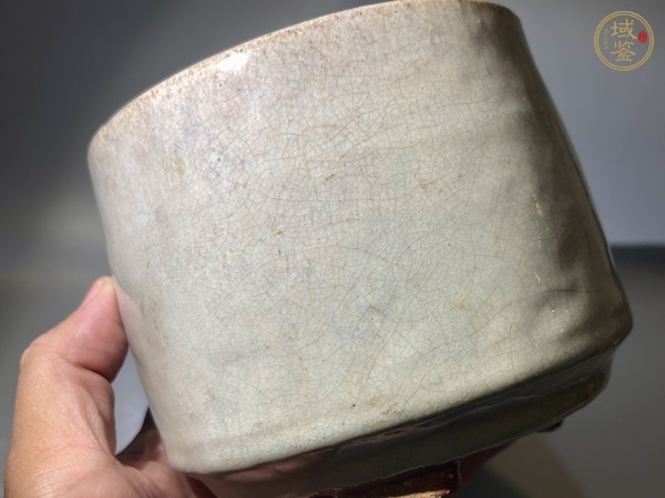 古玩陶瓷哥釉三足爐真品鑒賞圖