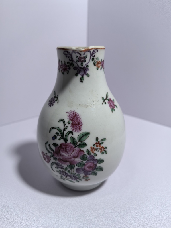 古玩陶瓷花卉紋廣彩奶壺拍賣，當(dāng)前價(jià)格1500元