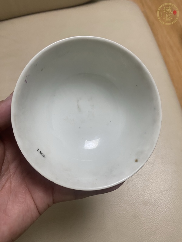 古玩陶瓷民國粉彩碗真品鑒賞圖