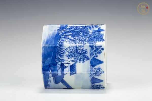 古玩陶瓷清道光·青花通景山水人物八方筆筒真品鑒賞圖