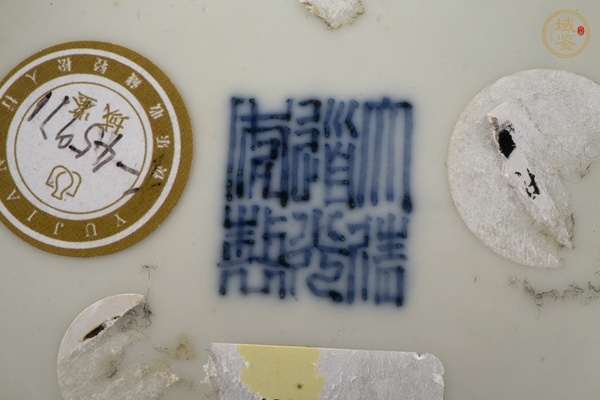 古玩陶瓷清道光·斗彩團(tuán)花紋蓋罐真品鑒賞圖