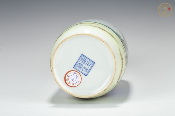 古玩陶瓷民國·粉彩人物故事詩文瓶真品鑒賞圖