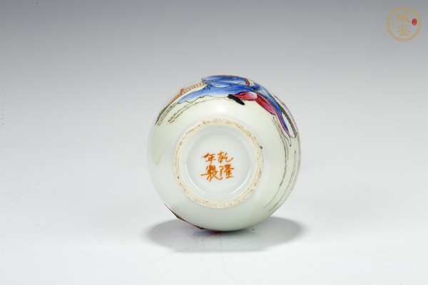 古玩陶瓷民國·粉彩太白醉酒圖長頸小瓶真品鑒賞圖