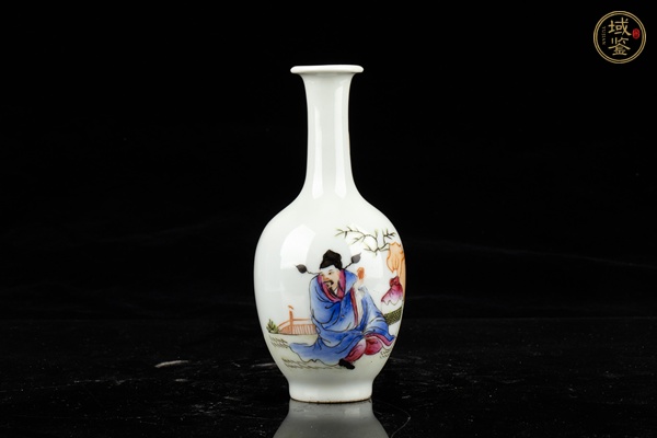 古玩陶瓷民國·粉彩太白醉酒圖長頸小瓶真品鑒賞圖