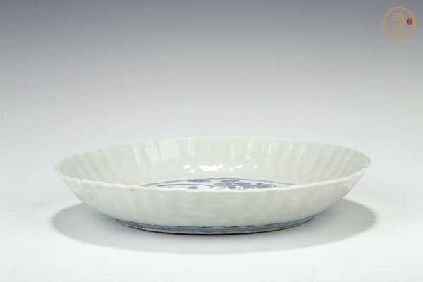 古玩陶瓷明萬歷·青花花鳥紋花口盤真品鑒賞圖
