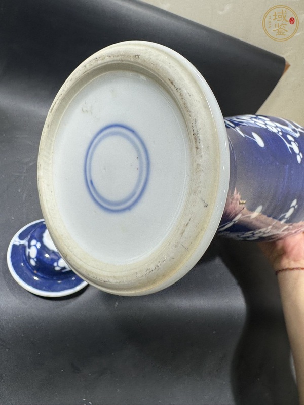 古玩陶瓷青花冰梅紋蓋瓶真品鑒賞圖