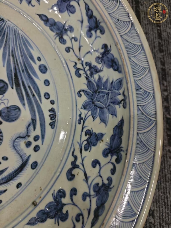 古玩陶瓷青花魚藻紋盤真品鑒賞圖