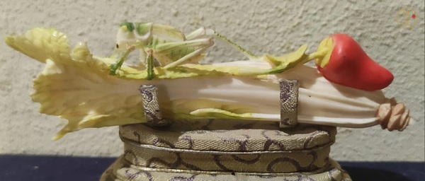 古玩雜項(xiàng)白菜雕件真品鑒賞圖